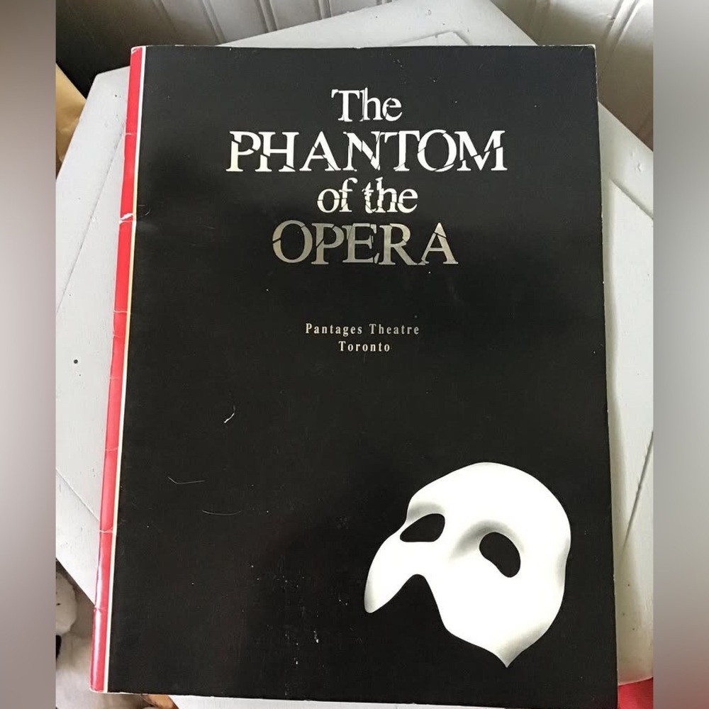 1992 P H A N T O M of the Opera Play Bill Pantages T H E A T E R Toronto